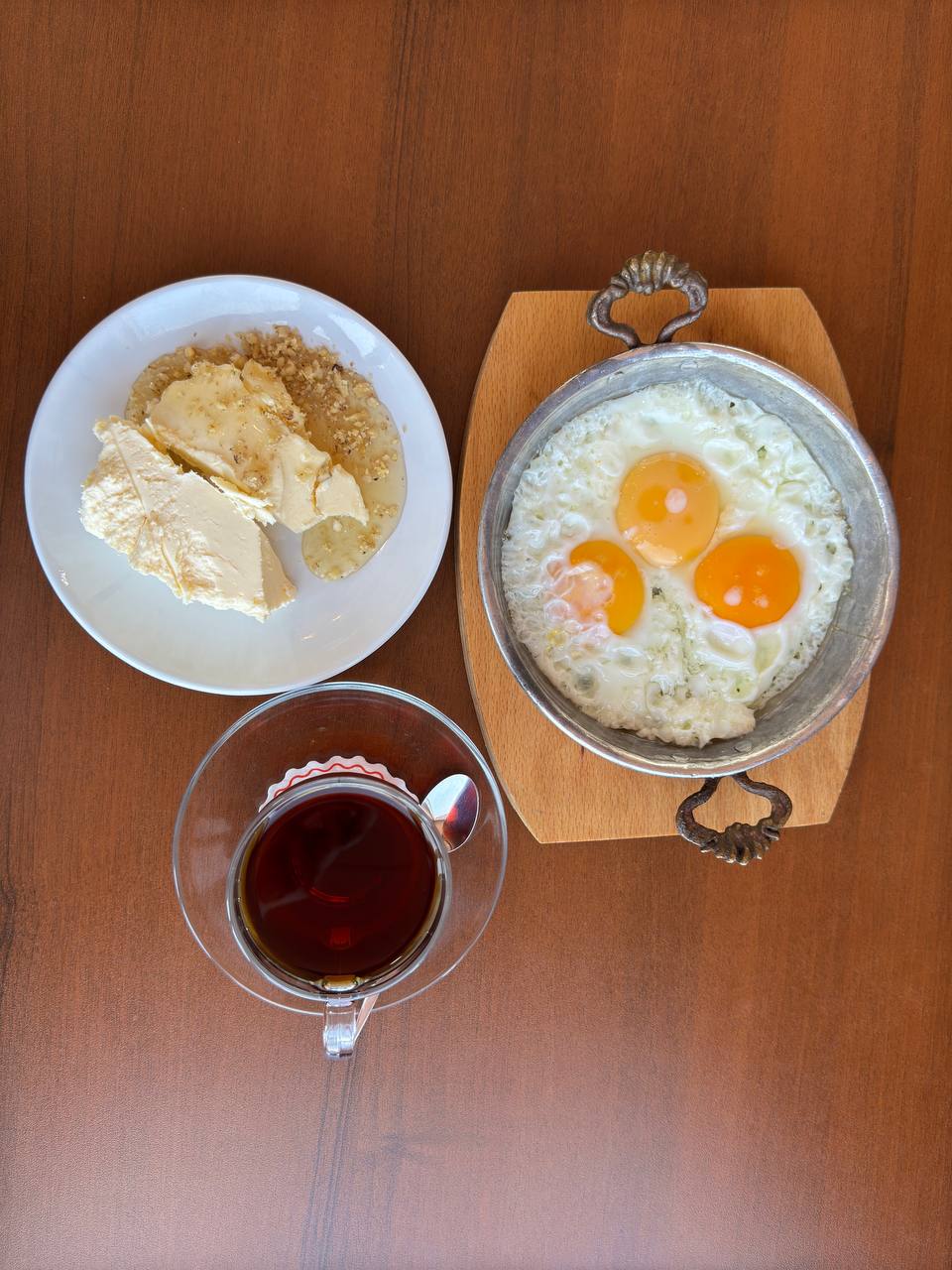 Terayağı Bal Cevizli+ Yağda Yumurta+ Çay