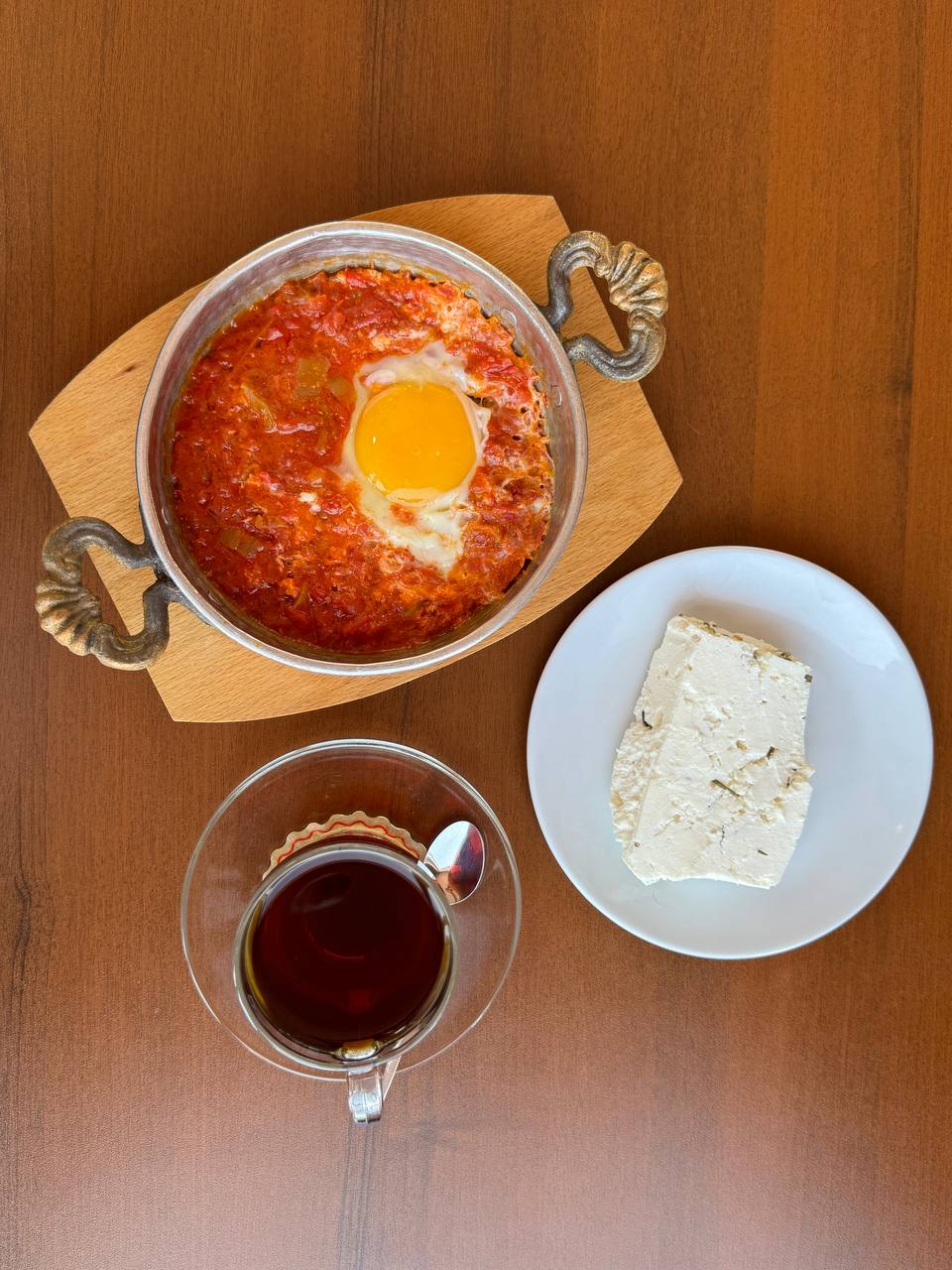 Menemen + Otlu Peynir+ Çay